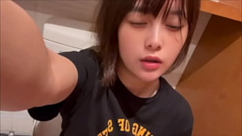 一名女大学生休息日在试衣间自慰的视频-96mai 就来买卖资源网 视频 图片 电影 软件